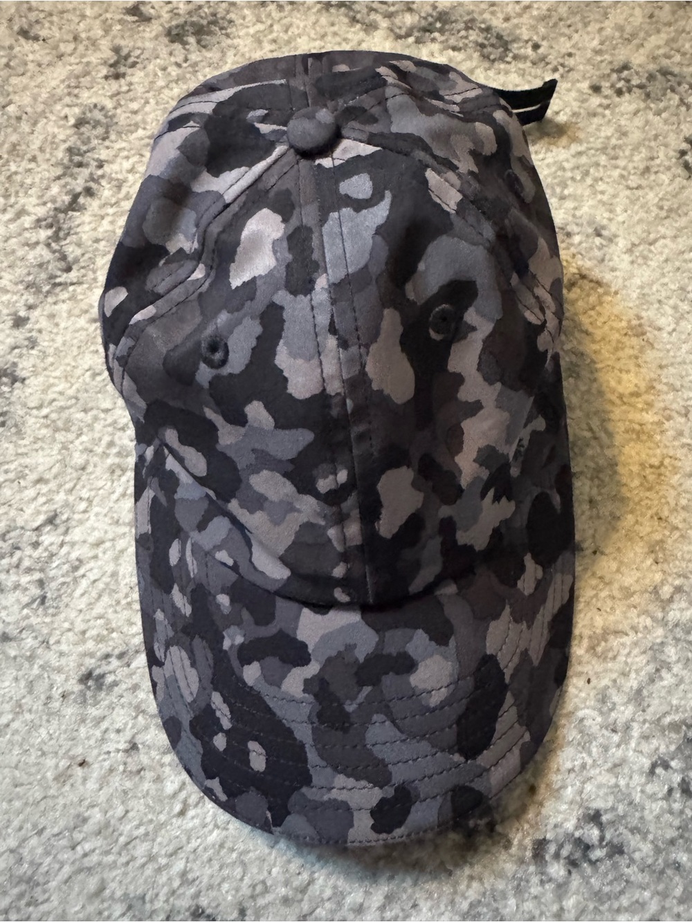 Athleta Black One Size Hat with White Label